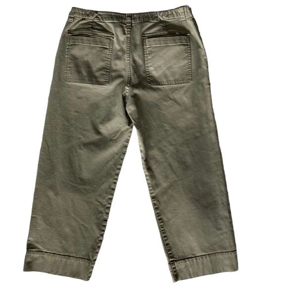 Indigo Palm Womans Sage Green Cotton Bermuda Shorts Gorpcore SZ 8 - Picture 2 of 14